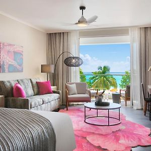 Luxury 2 Bedroom Oceanfront Suite Adults Only